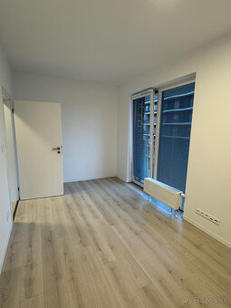 Krásny slnečný 3-izbový byt v novostavbe - 7