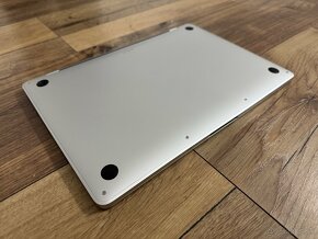 Apple Macbook Pro 13" 2017 (a1708) i5, 8gb, 256gb, 2xUSB-C - 7