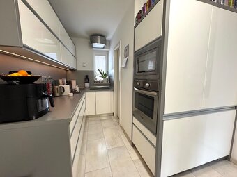 Na predaj 3 izbový byt v centre po kompl. rekonštrukcii - 7