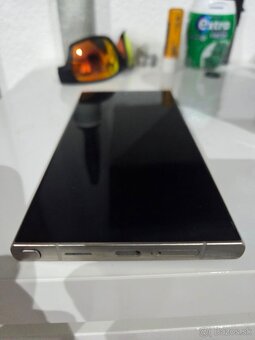 Samsung S24 Ultra 512GB šedý - 7