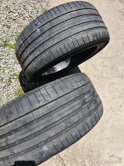 275/40 R20 - 7