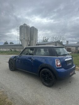 Mini Cooper 2.0D - 7
