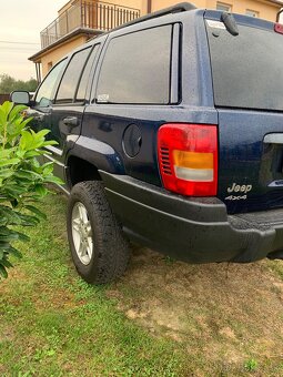 Jeep Grand Cherokee 4.0 - 7