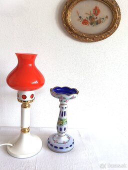 Retro sko, porcelán, lampička a kovová zvonička - 7