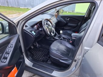Hyundai ix35 2.0 CRDi VGT Premium 4x4 - 7