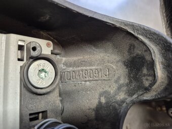 Predám štvorramenny volant pre VW T4 / SHARAN / GOLF - 7