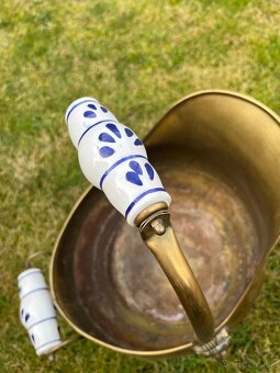 Staré nádoby na kvety - 7