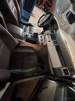 Land Rover Range Rover Sport 3.0 TDV6 - 7