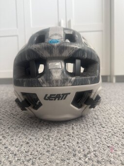 Leatt mtb 3.0 enduro prilba - 7