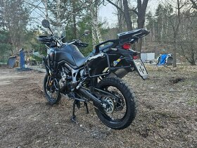 Honda Africa Twin 1000 ABS DCT r.v. 2017 - 7