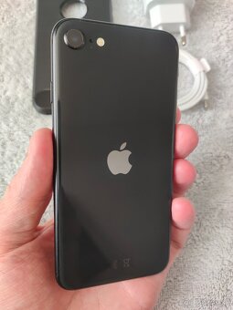 Apple iphone SE 2020 64GB Black - 7