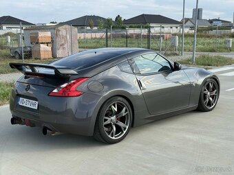 Nissan 370Z 40th Anniversary – perfektný stav, 82 296 km, zb - 7