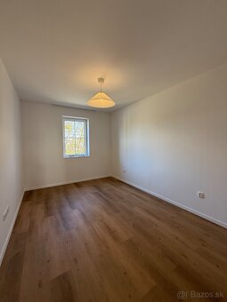 Ponúkam na prenájom 3 izbový byť 85m² TOPOĽČIANKY - 7
