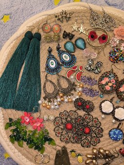 Bižutéria,náušnice,náhrdelníky,brošne,prstene,prívesky - 7