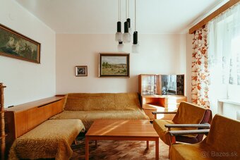 PRIESTRANNÝ 2i BYT S LOGGIOU A DVOMA PIVNICAMI - 7