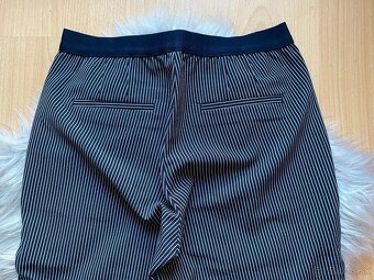 Dámske elegantné nohavice zn. Esmara - 7