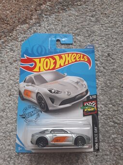 Hot wheels mix autíčok 3. - 7
