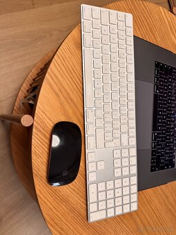 MacBook Pro 15" 2018 CTO - 7