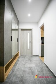 REZERVOVANÝ- na predaj nádherný 2 izbový byt v Dubnici nad V - 7