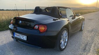 BMW Z4 2,5i r.2004 129400km - 7