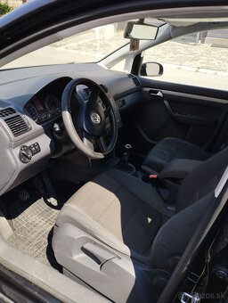 Volkswagen Touran - 7
