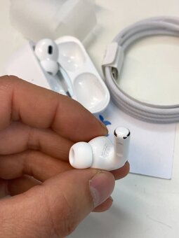 Originál Apple Airpods Pro 2 Generácie USB-C MTJV3ZM/A - 7