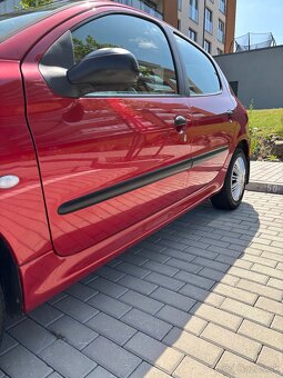Predám Peugeot 206 1.1 Benzín - 7