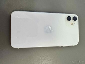 iPhone 11 64GB White - 7