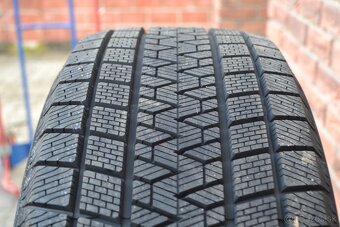 5x112 R18 Zimna sada Org. VW Tiguan + 235/55 R18 Gripmax - 7