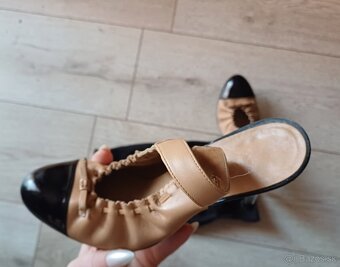 Predám originál Chanel kožené poltopánky 38.5 - 7