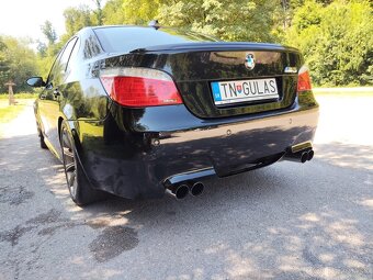 BMW M5 V10 e60 Facelift - 7