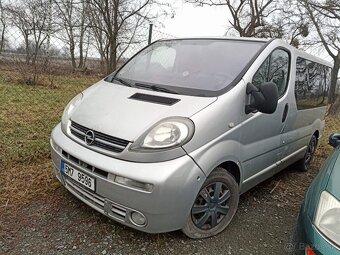Opel Vivaro , Renault Trafic - 7
