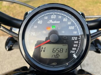 Predám Indian Scout bobber sixty - 7