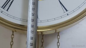 Predám starožitné vyrezávané komodové hodiny FeinMechanik So - 7