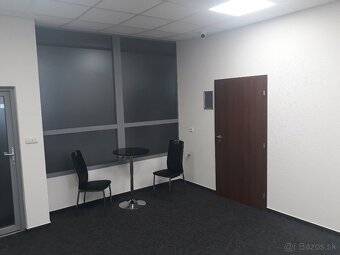 Na prenájom obchodné a kancelárske priestory v Humennom - 7