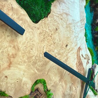 Machové hodiny s drevom a epoxidom 50cm priemer - 7