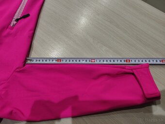 Predám dievčenskú softshellovú bundu - 7