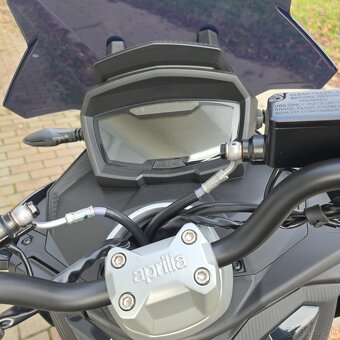 Aprilia SR GT 125 - 7