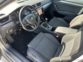 Škoda Superb Combi 1.6 TD-rv:2018-Kamera-ŤAŽNÉ - 7