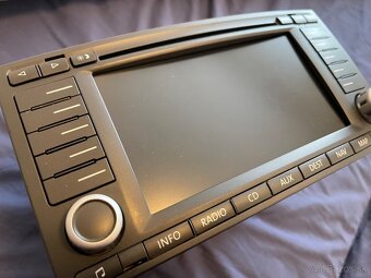 original autoradio navigacia MFD2 multivan t5 touareg - 7