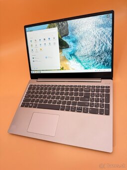 Lenovo IdeaPad 330S 15,6″ i5 / 20GB RAM / SSD+HDD / FHD / US - 7