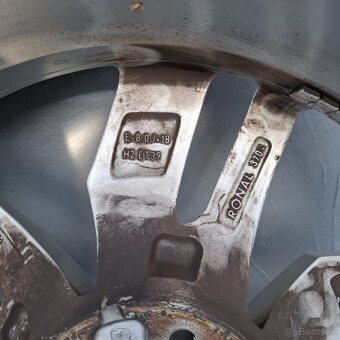 Predám elektróny 235/60r18.na Audi Q5 - 7