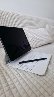 Predam iPad air m1 5 gen. +Magic keyboard+pero - 7