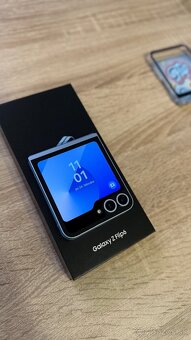 Vymenim Samsung Flip 6 modry + 2 obaly v hodnote 50€ - 7