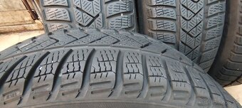215/55R17zimne - 7