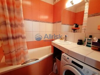 Mestská panoráma, ako na dlani. 3.izbový veľkometrážny byt. - 7
