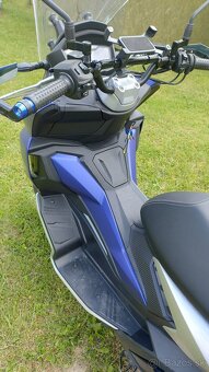 Aprilia sr gt 125 - 7