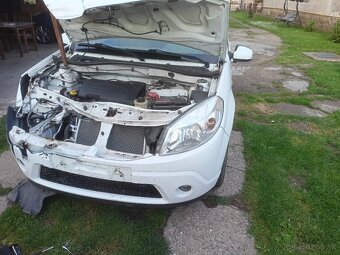 Dacia Sandero - 7