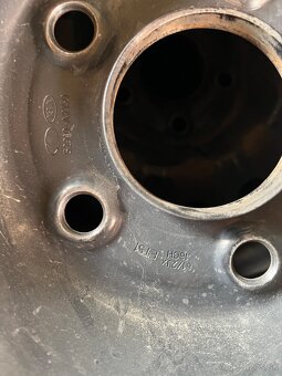 Plechové disky 5x114,3 r16 + zimne pneumatiky 205/55 r16 - 7