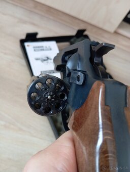 Revolver KORA Brno detective 22lr - 7